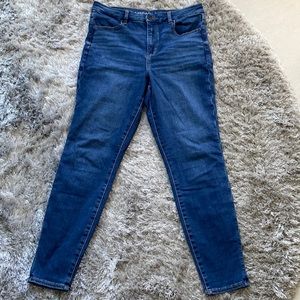 American Eagle Curvy Hi-Rise Jegging